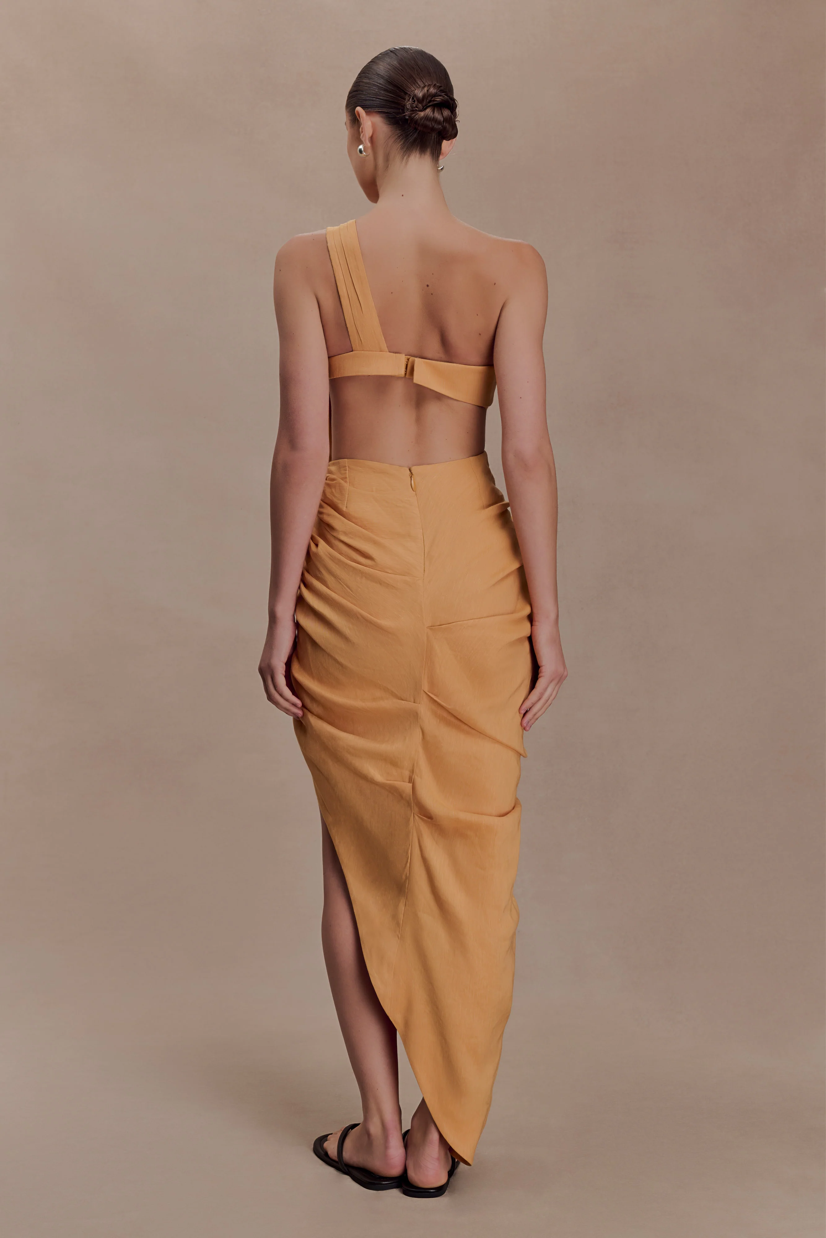 Birgit Linen Midi Dress With Hardware - Deep Peach - Image 2